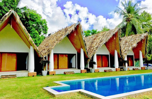 Airport Resort