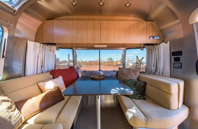 Airstream w/Private Hot Tub (Unit C) - 4 Person Airstream with Private Hot Tub