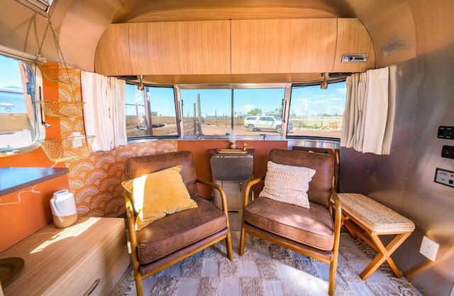 Airstream w/Private Hot Tub (Unit D) - 3 Person Airstream with Private Hot Tub