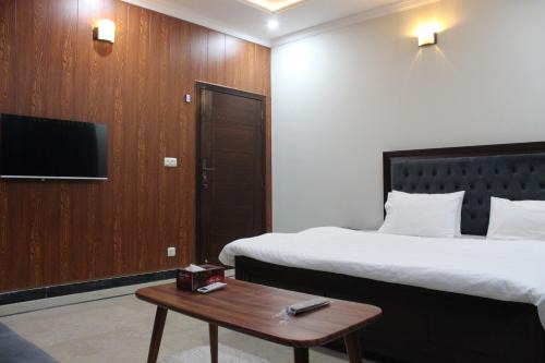 Airways B&B Islamabad Free Airport Pick and Drop