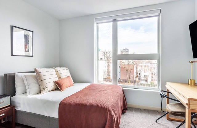 Airy Central Square Studio w/Doorman, near Charles River, by Blueground