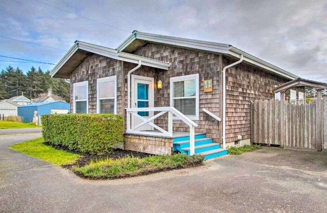 Airy Coastal Escape with Deck - Steps to Beach!