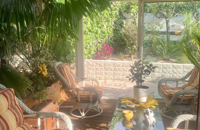 Aix country charming air-conditioned villa, swimming pool, balneo,