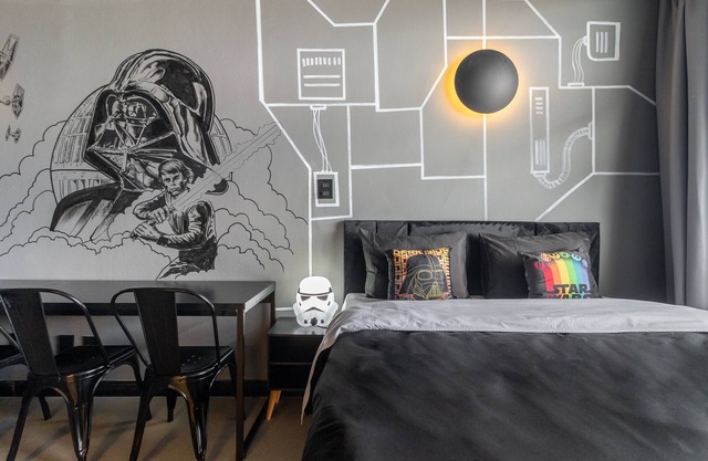 Akile Homes experiences Geek