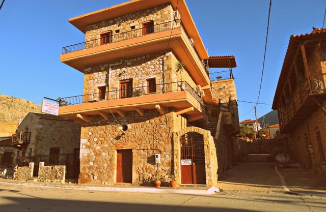 Akrotainaritis Rooms