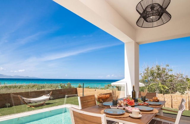 Aktis Elegant Villa With Private Pool