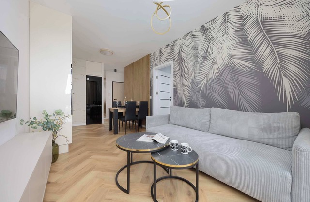 Al. Jerozolimskie 190 | Warsaw | Beige Apartment | Parking