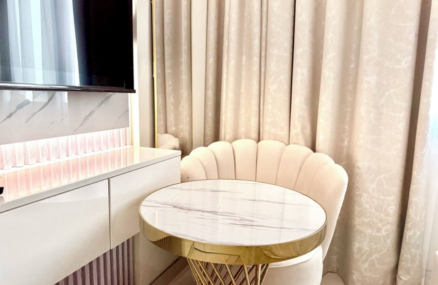 Al Manara Premium Cozy Studio
