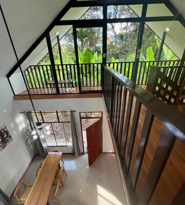 Albano Casa en bosque de conservación privado