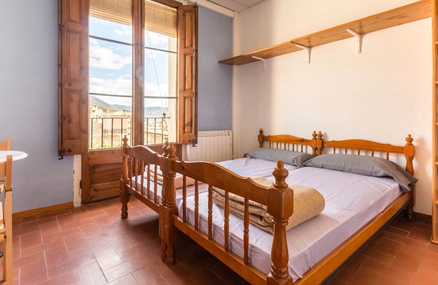 Alberg La Solana - 13 - Double Room With Two Single Beds (2 Guests)