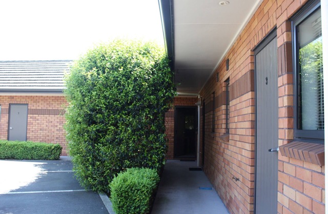 Albert Court Motor Lodge