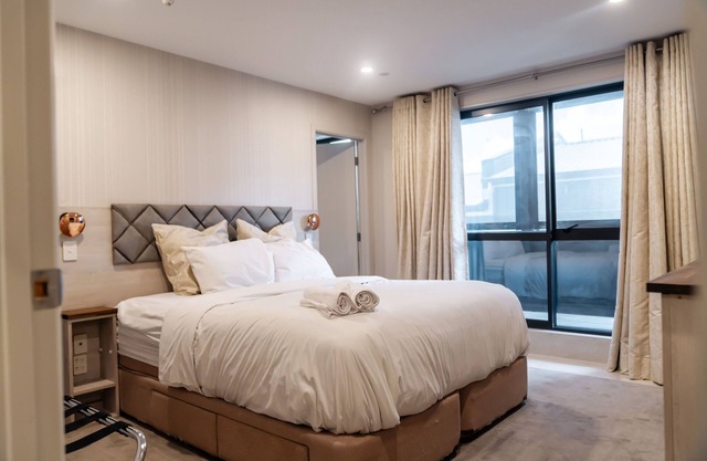 Albert Luxury Suites