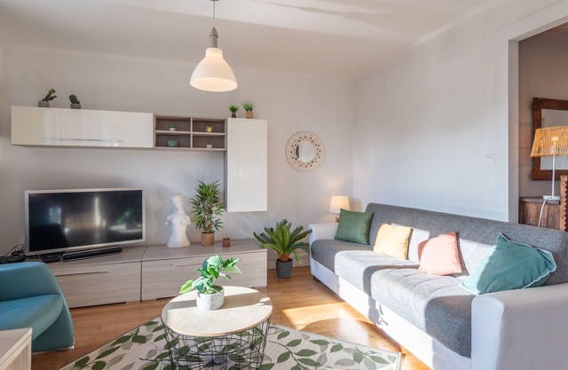 ALBIGNY IMPERIAL - Confortable flat near the lake