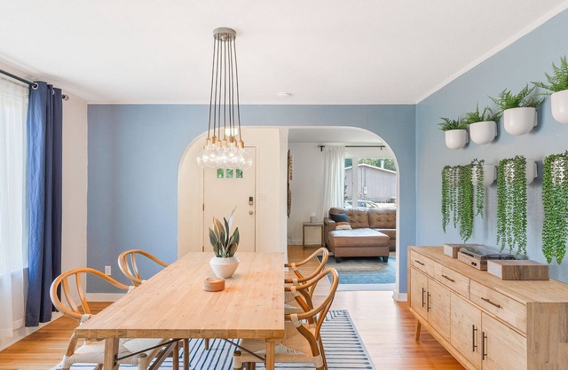 Albina Arches - Home In Ne Portland, Game Room And 95 Walk Score 3 Bedroom Home by Redawning