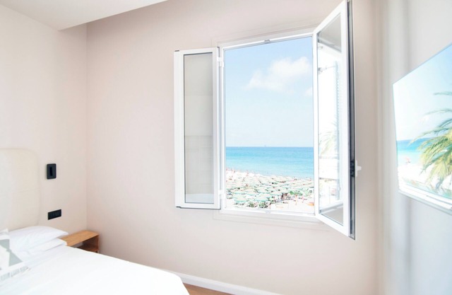 Albium Hotel