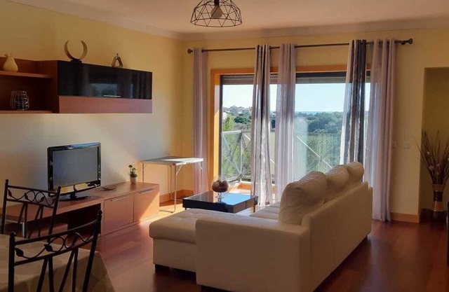 Albufeira 2 bedroom luxury apartment for holidays, well located!