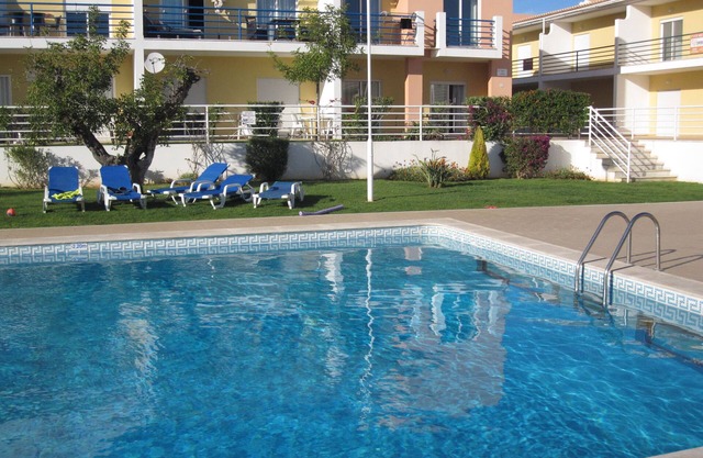 Albufeira: pleasant comfortable apartment with airco