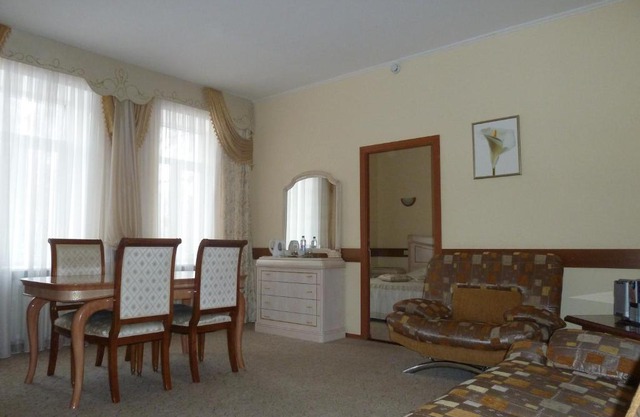 Aleksandriya Hotel