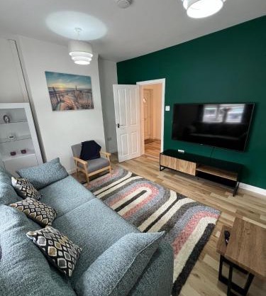 Alexandra Apartment -Secured Parking -2 Bedrooms