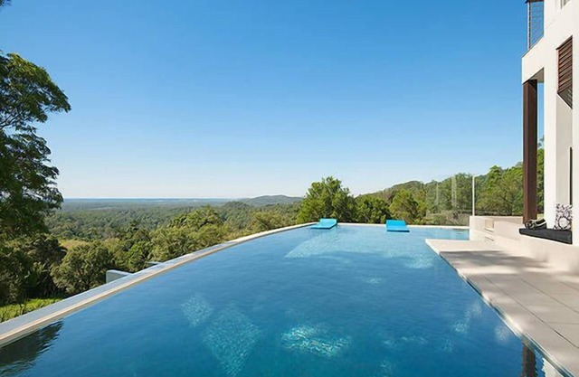 Alexandria Retreat - Luxury Romantic B&B Getaway