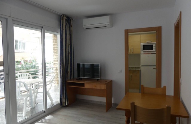 Alexis Plus Zeus Salou 4011