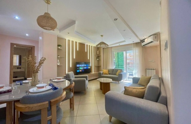 Alger - El Achour | Spacious, modern 3-room apartment with parking lot