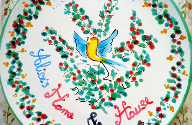 Alice's House, Guests as at Home