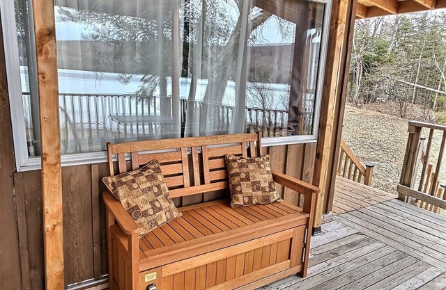 Alison The Little Getaway with A Private Hot Tub