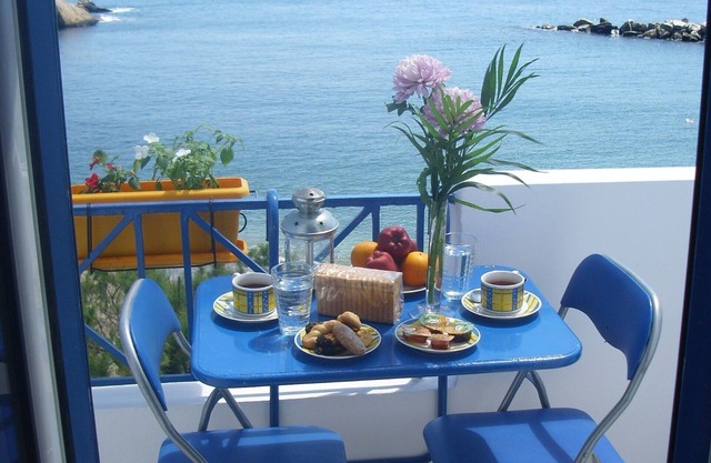 Alkistis Cozy by The Beach Apartment in Ikaria Island inTherma Bay - 2nd Floor