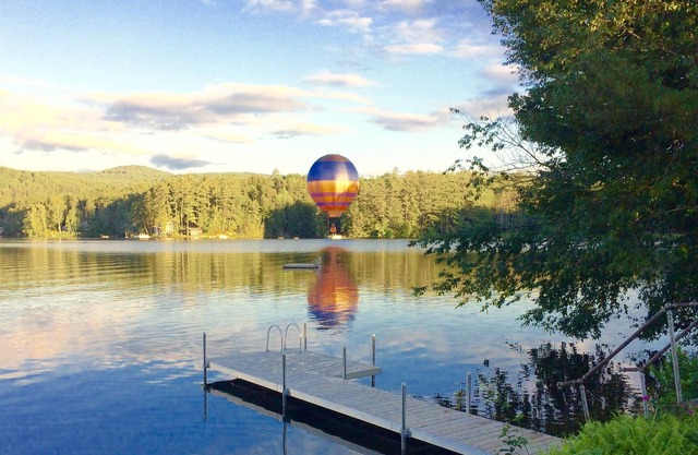 All-Season Lake Fairlee Cottage Retreat, Private Dock & Spacious Lawn