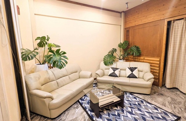 All you can need private room with king bed perfect for long stay in Bangkok