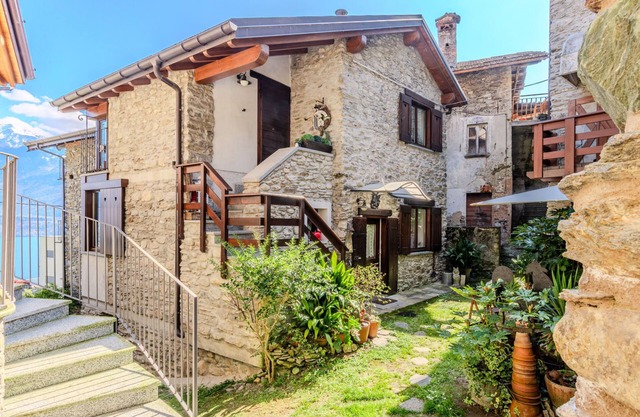 Alla Fontana by Interhome