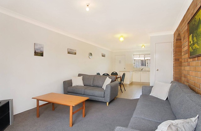 Allamanda Court Unit 6 neat and tidy unit handy to Tweed Heads Bowls Club