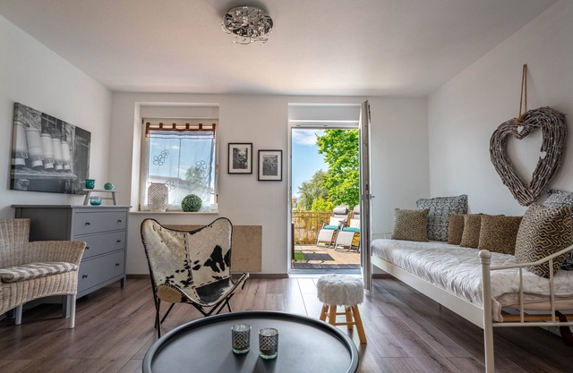 Allgäutraum Ferienwohnung Nr. 9 mit 12 qm Sonnenterrasse