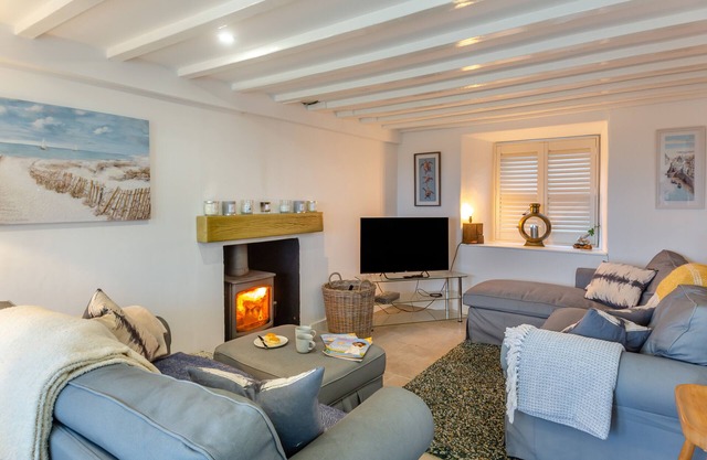 Alltwen - Two Bedroom House, Sleeps 4