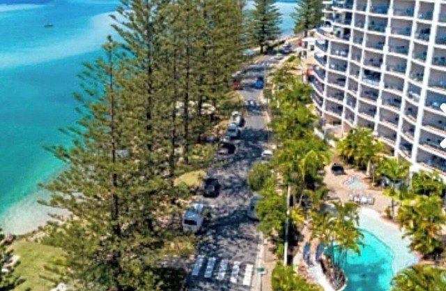 Ally’s Golden Beach Retreat