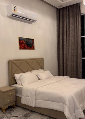 Almaas rooms