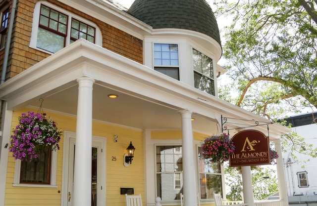 Almondy Inn