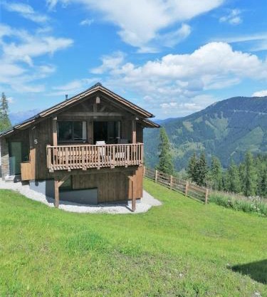 Almresort Sommerschnee