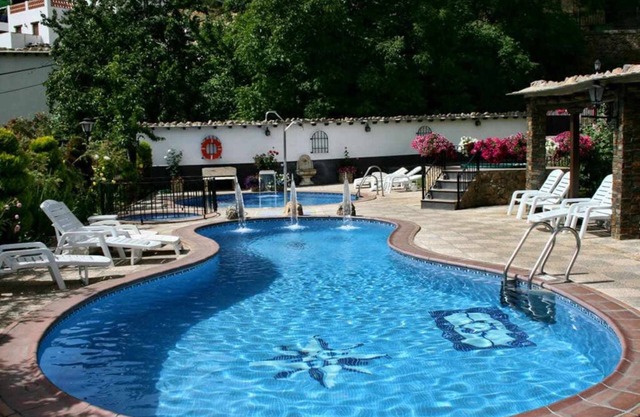 Aloj. Rural La Mezquita 4 people Spa and swimming pool