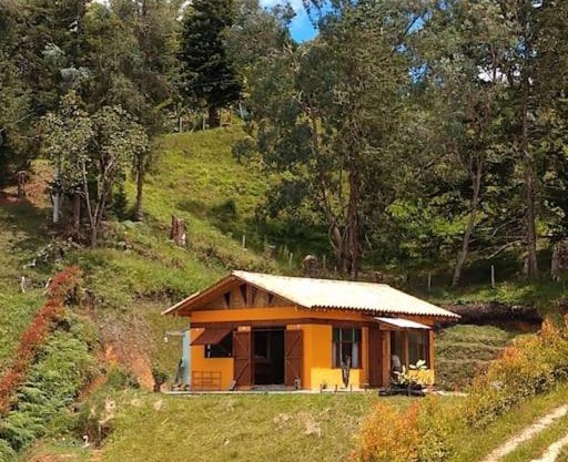 Alojamiento Cabaña El Peñol, cerca Piedra, Guatapé