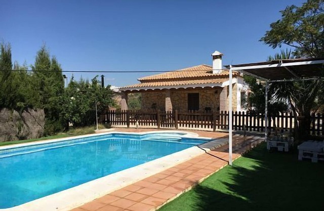 Alojamiento Rural El Prado for 13 people