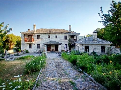 Aloni Guesthouse