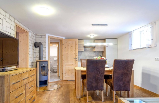 Alpen-hostel Talstation 4, Buxacher Straße 23 mit Motorradvermietung