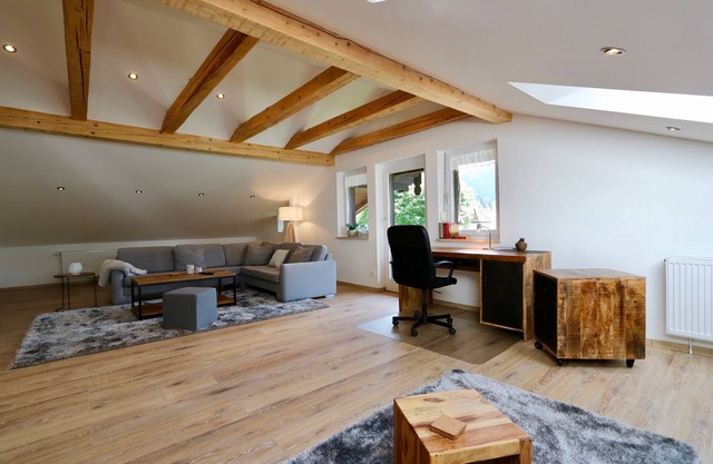 Alpengold - holiday flat in modern alpine style with a homely atmosphere