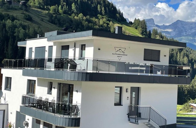 Alpenresidenz M Vermietungs KG