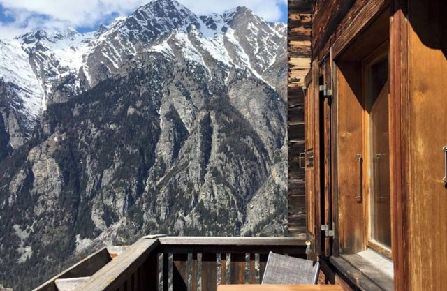 Alpia 26 - 2 room apartment in a traditional Valais house