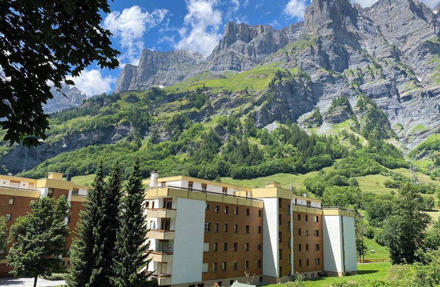 Alpine magic Leukerbad: Your dream holiday in the heart of the Swiss Alps