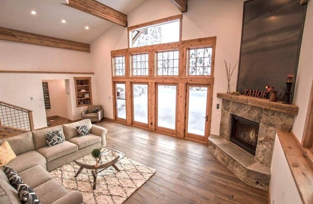 Alpine Mountain Home with Views