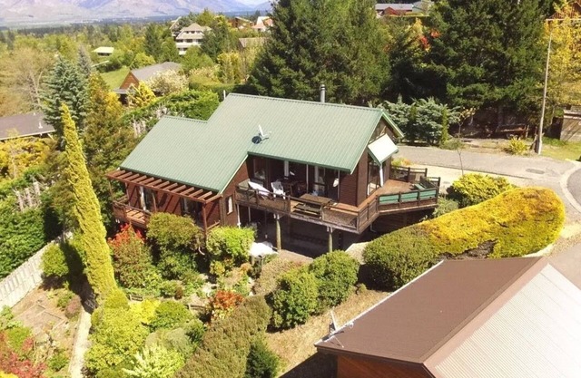 Alpine retreat - perfect for couples or families. Cute, quiet, quaint.